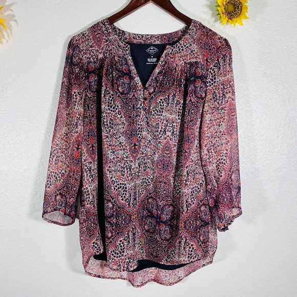 St. John’s Bay Abstract Quarter Button Blouse Size Medium Women’s - Picture 1 of 7